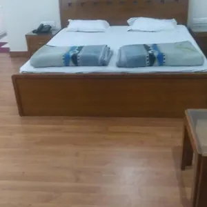 Oyo Benmore Hotel