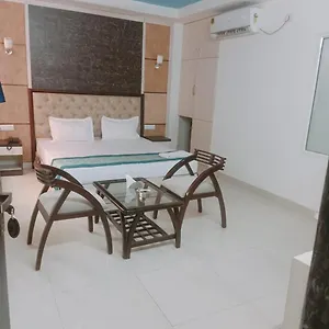 Aero Stay- Bed & Breakfast